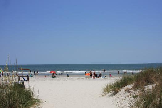 Things To Do https://sunsetrentalscharleston.icnd-cdn.com/images/thingstodo/burkesbeach.jpg